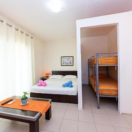 Intea Hotel Golem  Extérieur photo